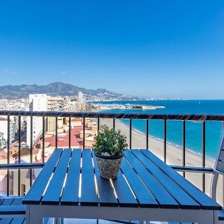 Fuengirola. Bonito Apartamento En Paseo Maritimo. Espectaculares Vistas Al Mar. Primera Linea المظهر الخارجي الصورة
